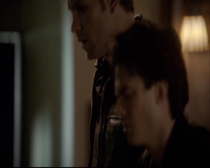 VampireDiariesWorld-dot-org_2x20TheLastDay0857.jpg VampireDiariesWorld-dot-org_2x20TheLastDay0857.jpg