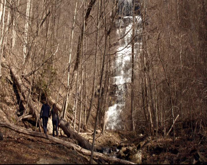 VampireDiariesWorld-dot-org_2x20TheLastDay1047.jpg
