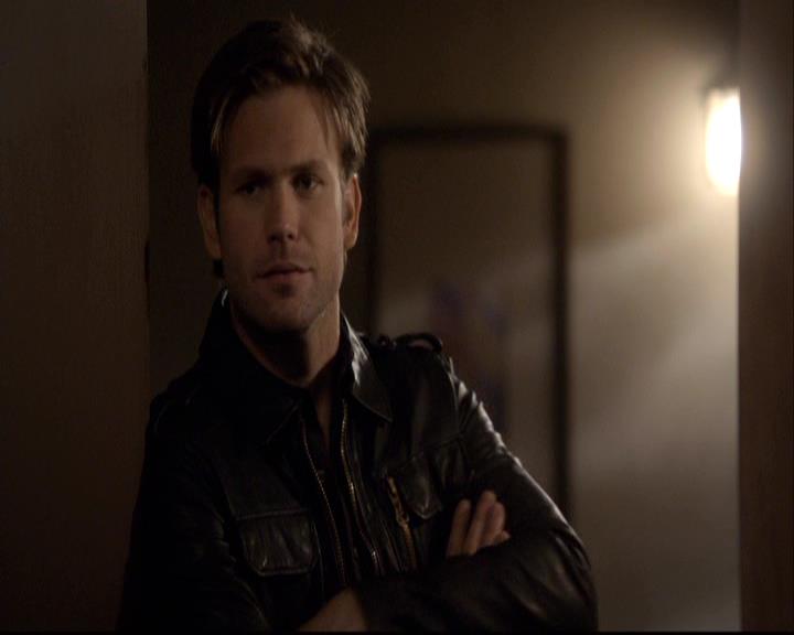 VampireDiariesWorld-dot-org_2x20TheLastDay1061.jpg VampireDiariesWorld-dot-org_2x20TheLastDay1061.jpg