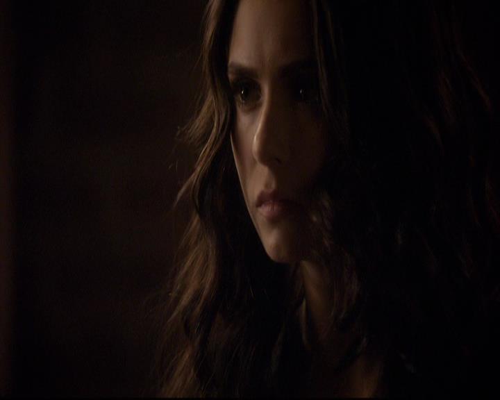 VampireDiariesWorld-dot-org_2x20TheLastDay1326.jpg
