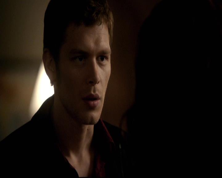 VampireDiariesWorld-dot-org_2x20TheLastDay1333.jpg