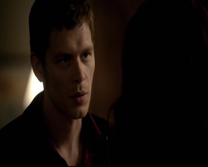 VampireDiariesWorld-dot-org_2x20TheLastDay1335.jpg