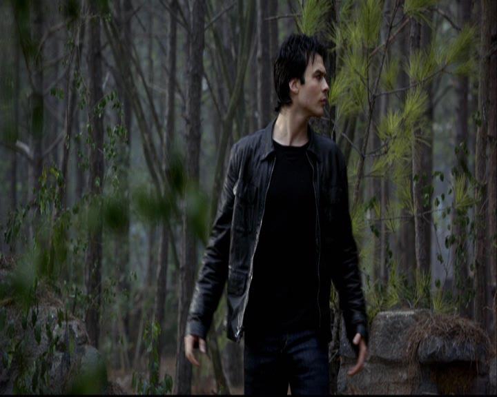 VampireDiariesWorld-dot-org_2x20TheLastDay1376.jpg