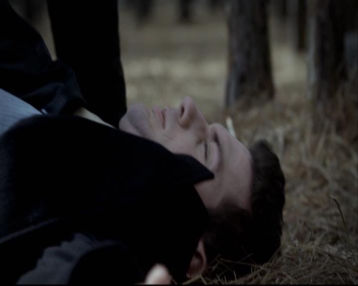 VampireDiariesWorld-dot-org_2x20TheLastDay1396.jpg