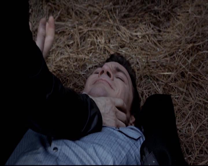 VampireDiariesWorld-dot-org_2x20TheLastDay1399.jpg