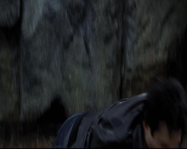 VampireDiariesWorld-dot-org_2x20TheLastDay1402.jpg