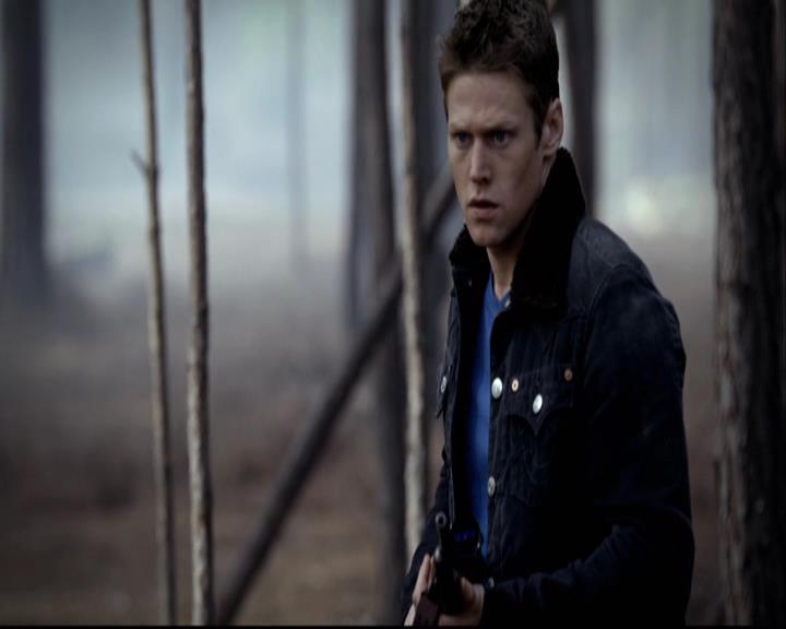 VampireDiariesWorld-dot-org_2x20TheLastDay1417.jpg