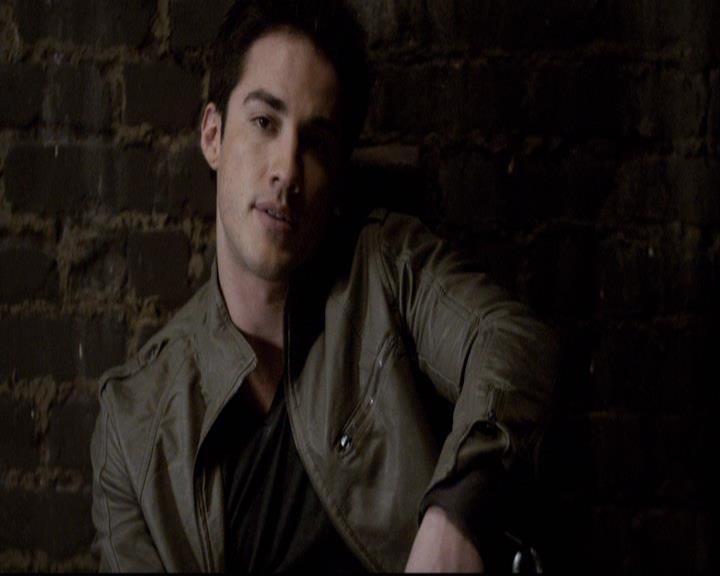 VampireDiariesWorld-dot-org_2x20TheLastDay1463.jpg