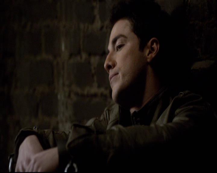 VampireDiariesWorld-dot-org_2x20TheLastDay1476.jpg