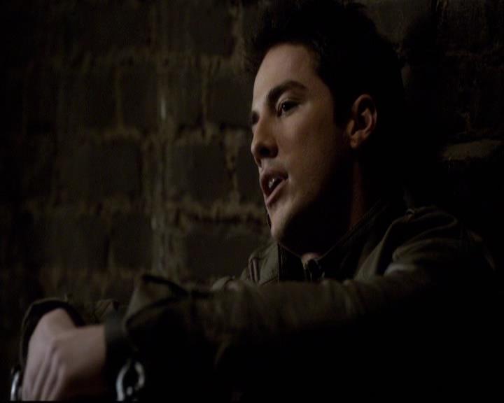VampireDiariesWorld-dot-org_2x20TheLastDay1478.jpg