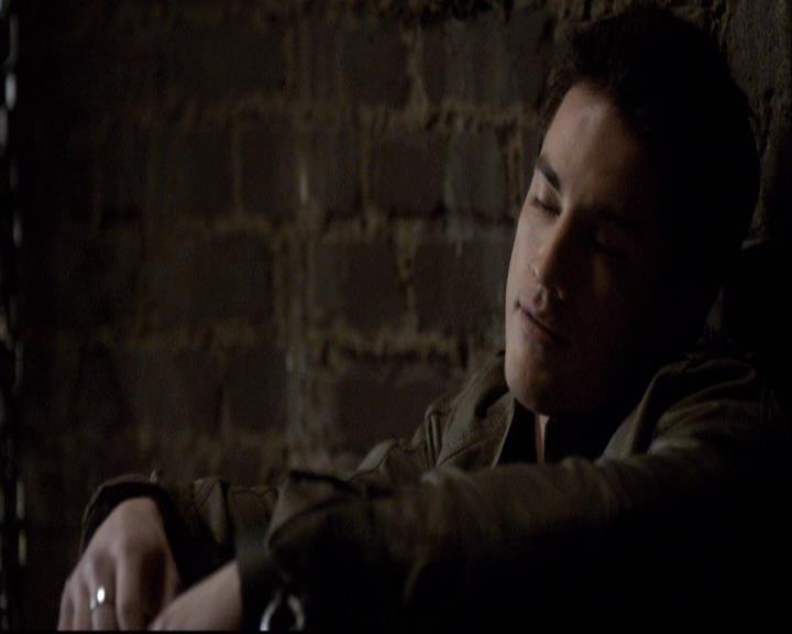VampireDiariesWorld-dot-org_2x20TheLastDay1485.jpg
