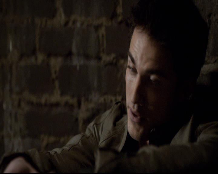 VampireDiariesWorld-dot-org_2x20TheLastDay1497.jpg