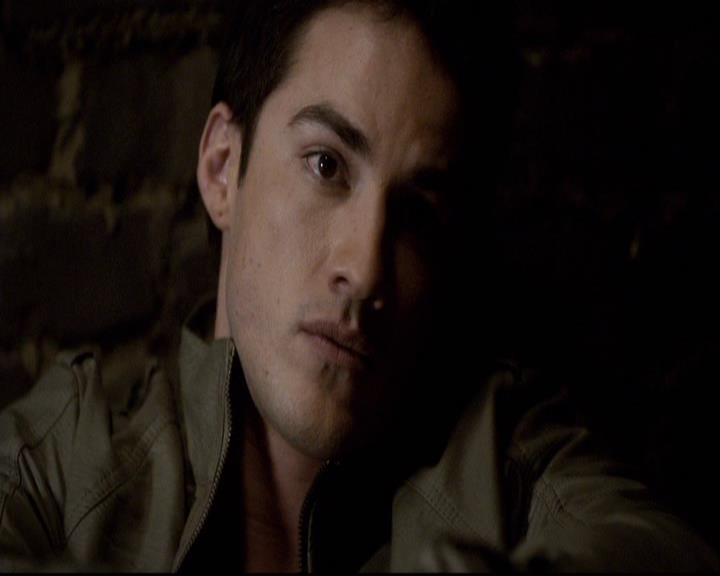 VampireDiariesWorld-dot-org_2x20TheLastDay1514.jpg