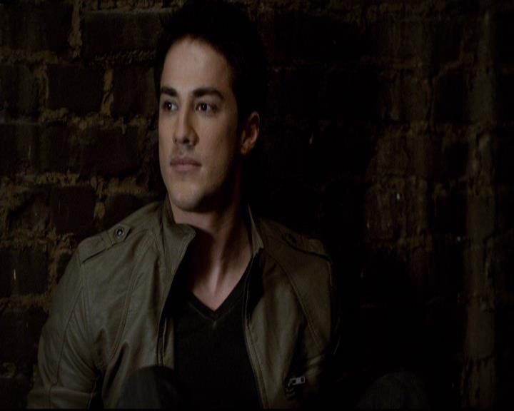 VampireDiariesWorld-dot-org_2x20TheLastDay1536.jpg