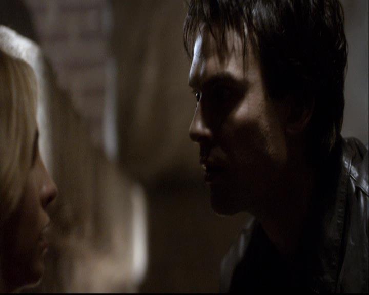 VampireDiariesWorld-dot-org_2x20TheLastDay1544.jpg