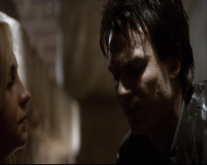VampireDiariesWorld-dot-org_2x20TheLastDay1548.jpg