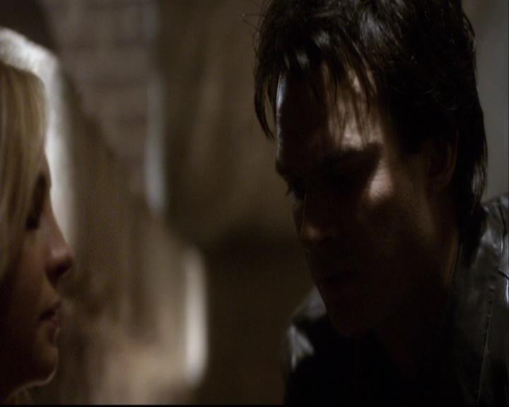 VampireDiariesWorld-dot-org_2x20TheLastDay1549.jpg