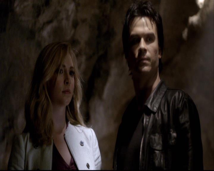 VampireDiariesWorld-dot-org_2x20TheLastDay1559.jpg