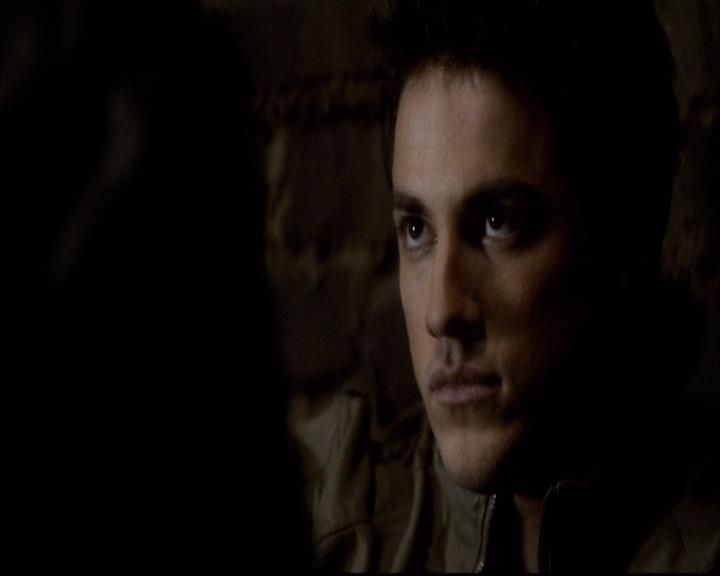 VampireDiariesWorld-dot-org_2x20TheLastDay1574.jpg