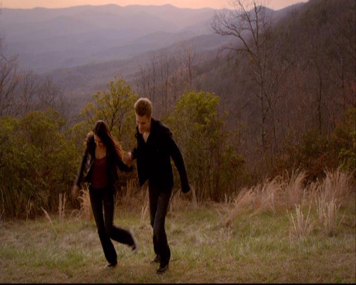 VampireDiariesWorld-dot-org_2x20TheLastDay1577.jpg