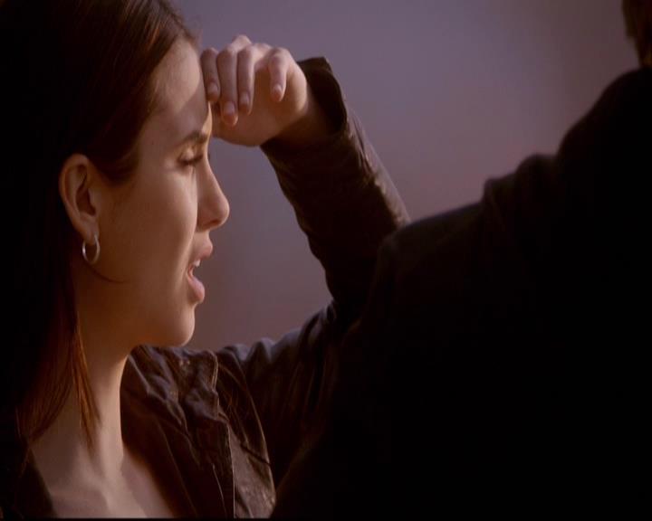 VampireDiariesWorld-dot-org_2x20TheLastDay1585.jpg