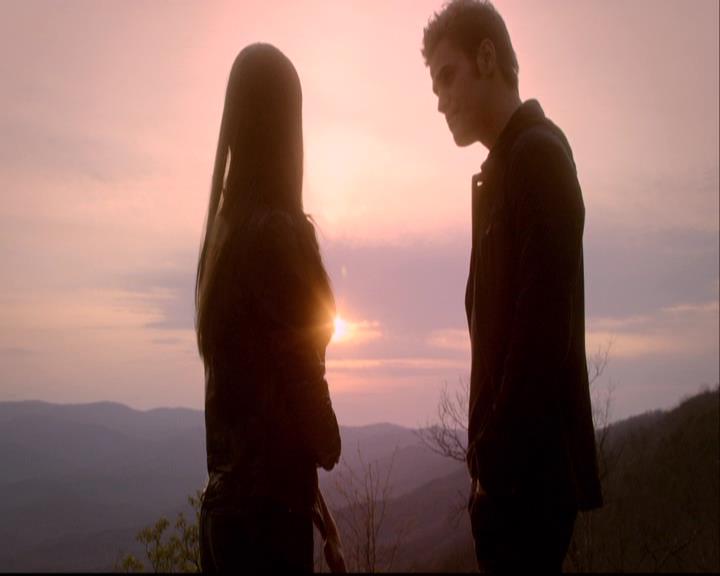 VampireDiariesWorld-dot-org_2x20TheLastDay1616.jpg