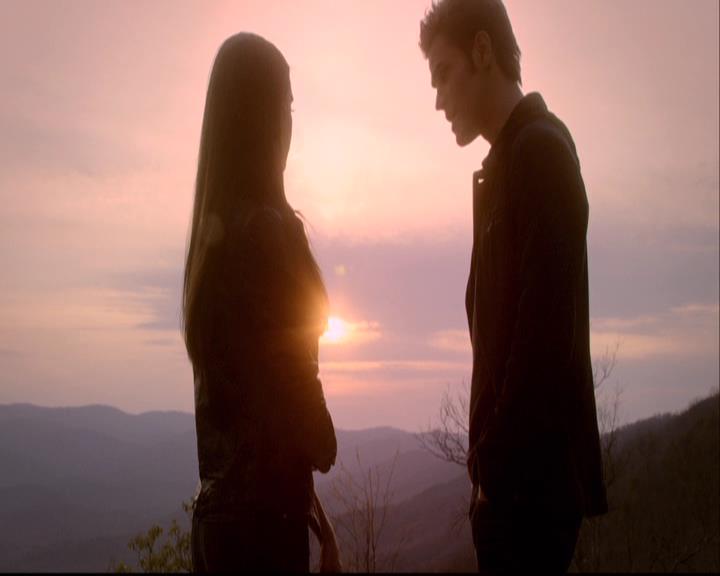 VampireDiariesWorld-dot-org_2x20TheLastDay1619.jpg