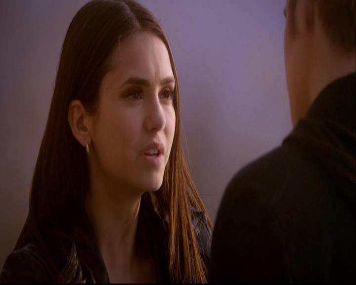 VampireDiariesWorld-dot-org_2x20TheLastDay1656.jpg