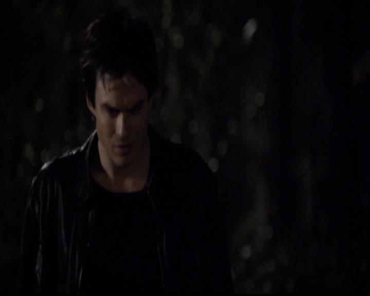 VampireDiariesWorld-dot-org_2x20TheLastDay1731.jpg