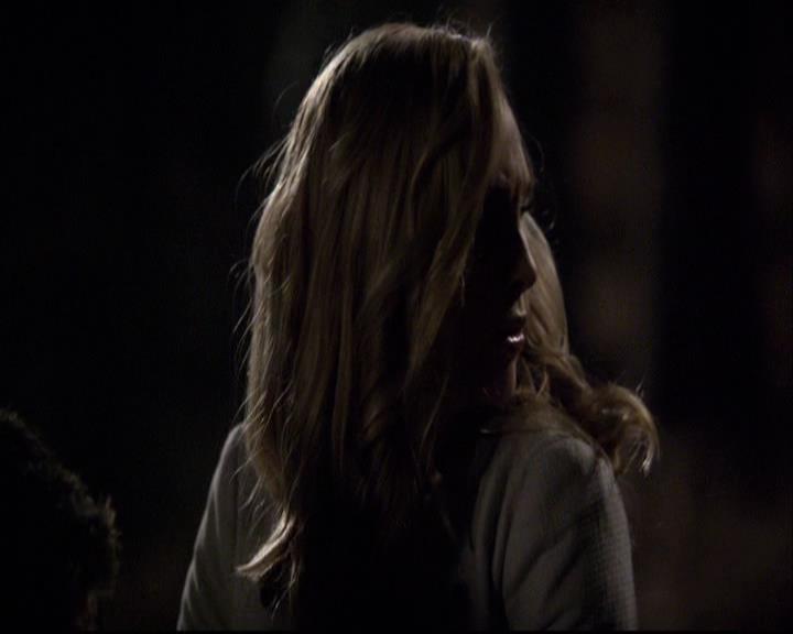 VampireDiariesWorld-dot-org_2x20TheLastDay1733.jpg