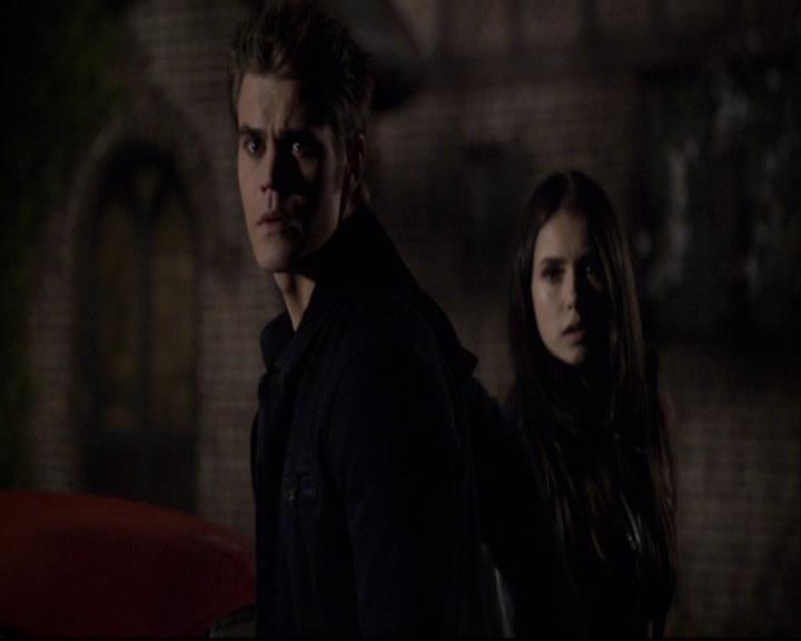 VampireDiariesWorld-dot-org_2x20TheLastDay1773.jpg