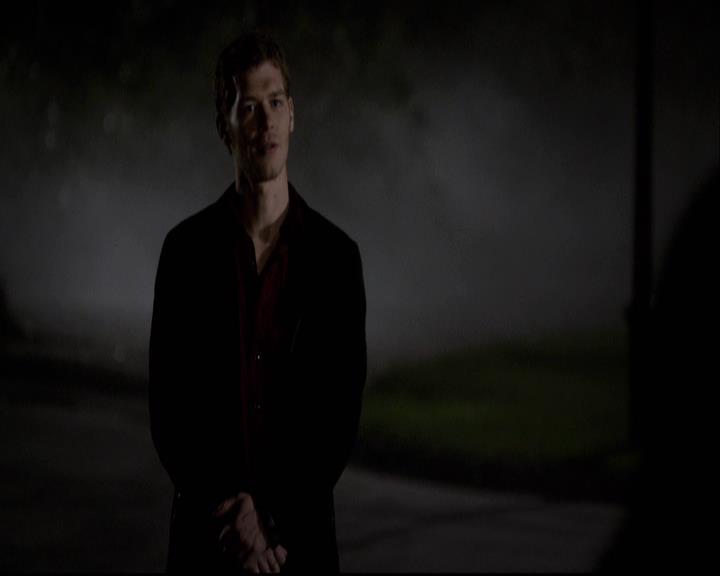 VampireDiariesWorld-dot-org_2x20TheLastDay1777.jpg