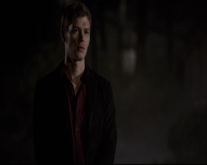 VampireDiariesWorld-dot-org_2x20TheLastDay1792.jpg