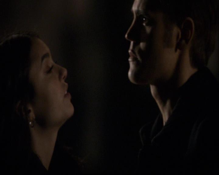 VampireDiariesWorld-dot-org_2x20TheLastDay1797.jpg