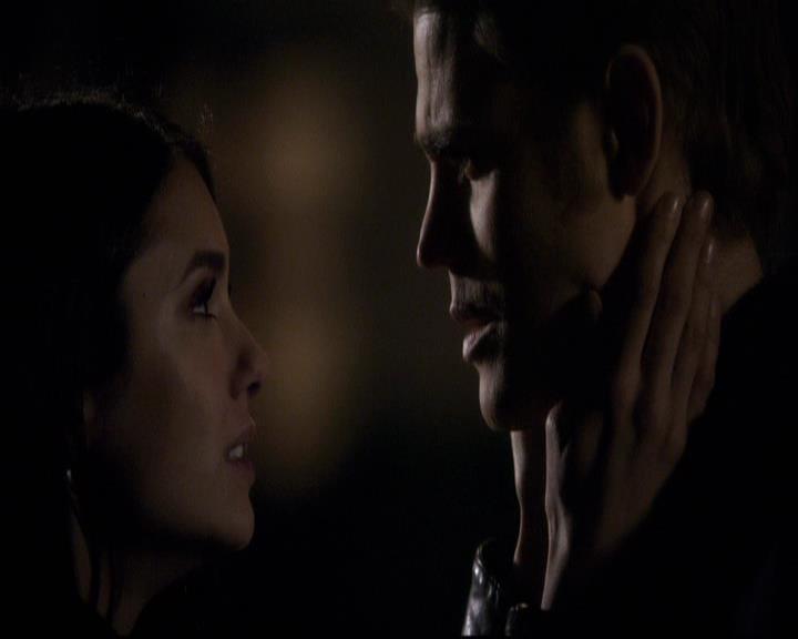 VampireDiariesWorld-dot-org_2x20TheLastDay1821.jpg