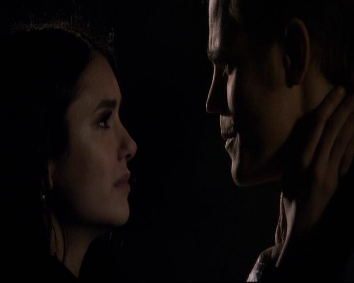 VampireDiariesWorld-dot-org_2x20TheLastDay1830.jpg
