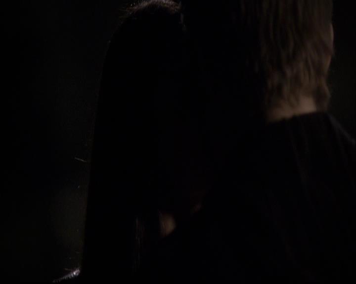 VampireDiariesWorld-dot-org_2x20TheLastDay1837.jpg