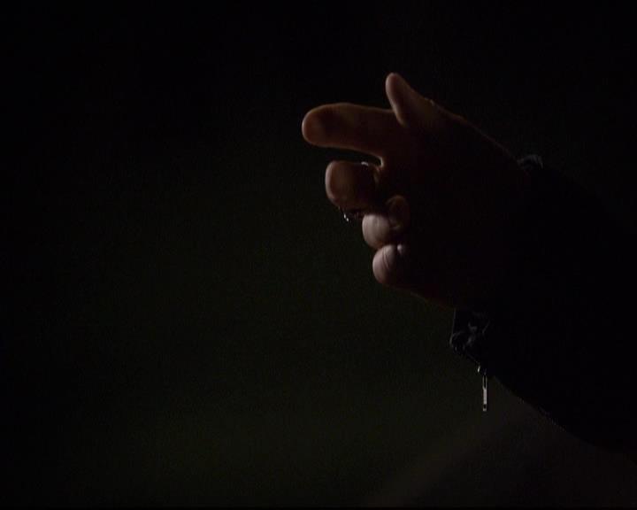 VampireDiariesWorld-dot-org_2x20TheLastDay1866.jpg