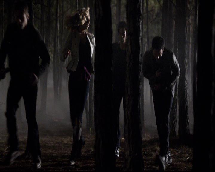 VampireDiariesWorld-dot-org_2x20TheLastDay1886.jpg