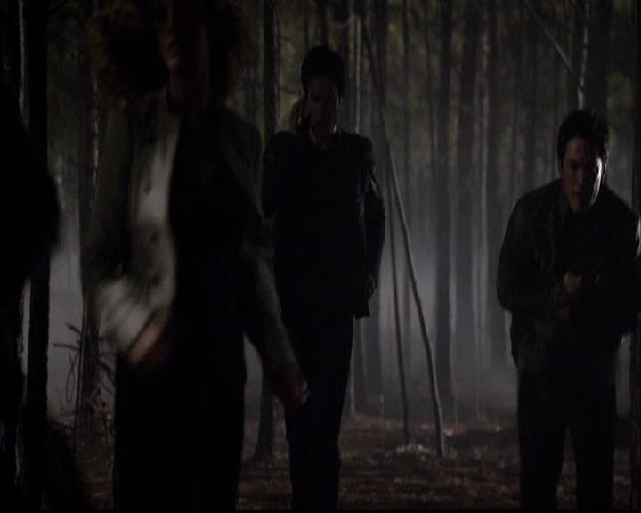 VampireDiariesWorld-dot-org_2x20TheLastDay1889.jpg