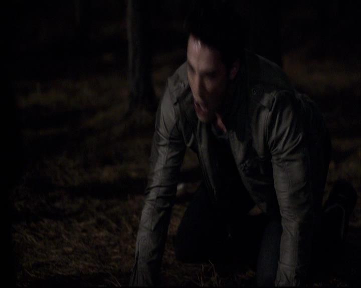 VampireDiariesWorld-dot-org_2x20TheLastDay1922.jpg