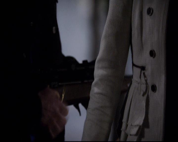 VampireDiariesWorld-dot-org_2x20TheLastDay1952.jpg