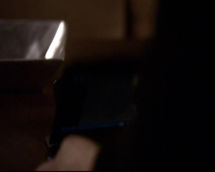 VampireDiariesWorld-dot-org_2x20TheLastDay1972.jpg
