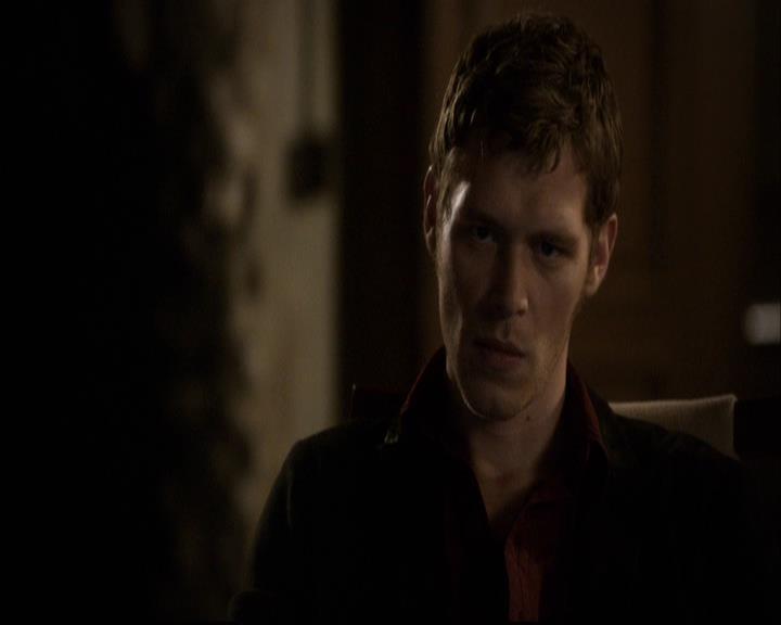 VampireDiariesWorld-dot-org_2x20TheLastDay1994.jpg