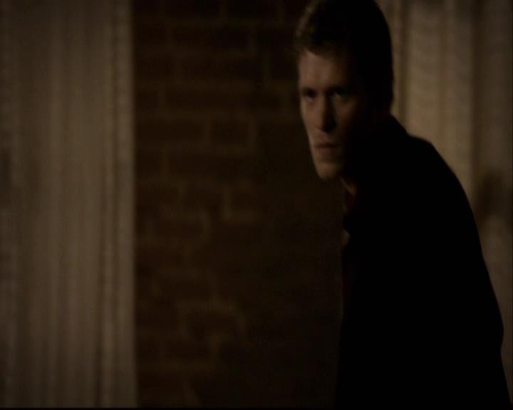 VampireDiariesWorld-dot-org_2x20TheLastDay2000.jpg
