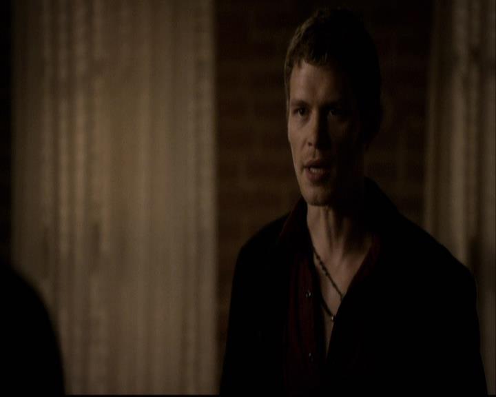 VampireDiariesWorld-dot-org_2x20TheLastDay2001.jpg
