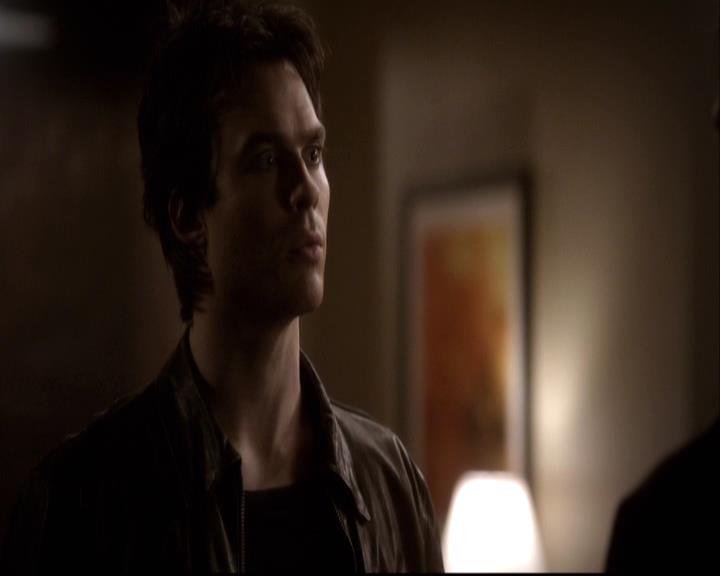 VampireDiariesWorld-dot-org_2x20TheLastDay2006.jpg