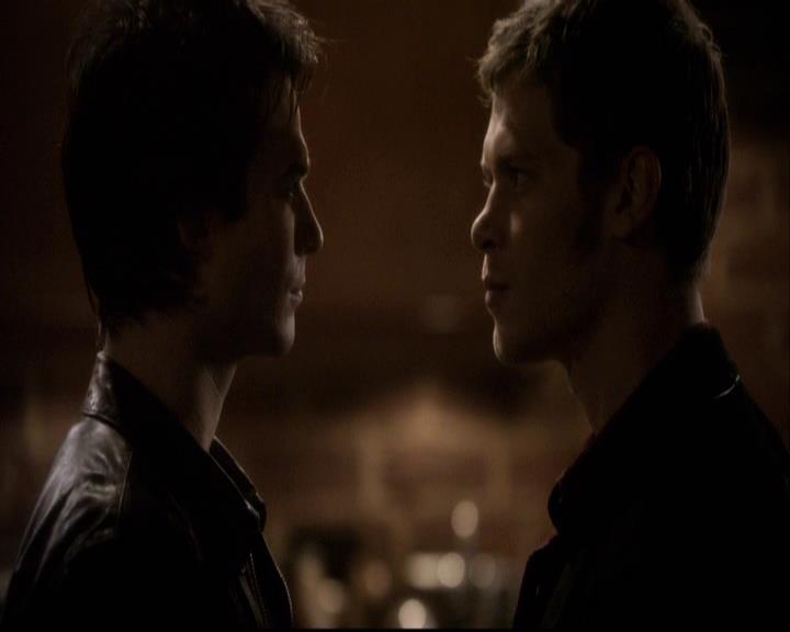 VampireDiariesWorld-dot-org_2x20TheLastDay2028.jpg