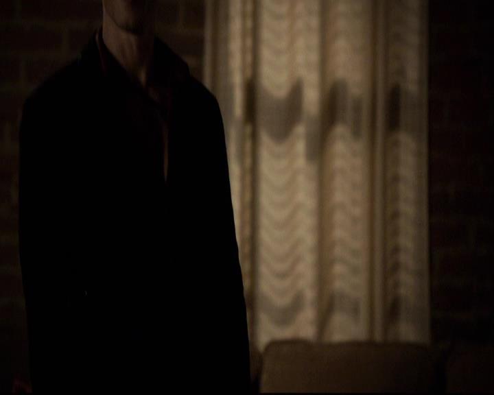 VampireDiariesWorld-dot-org_2x20TheLastDay2049.jpg
