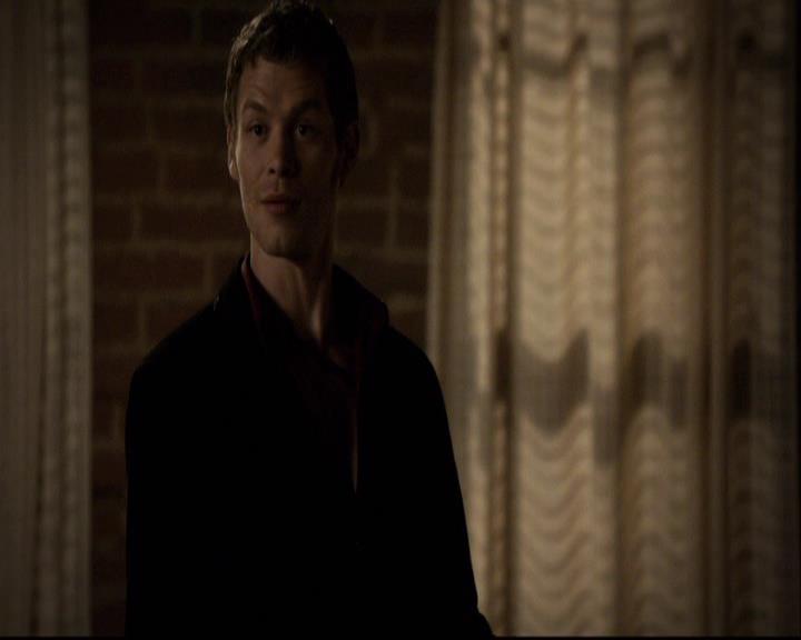 VampireDiariesWorld-dot-org_2x20TheLastDay2053.jpg